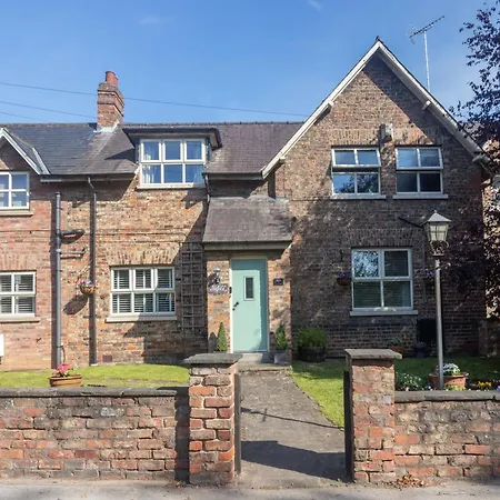 Pinfold Guest house York