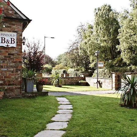 Guest house Pinfold