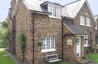 Pinfold Guest house York